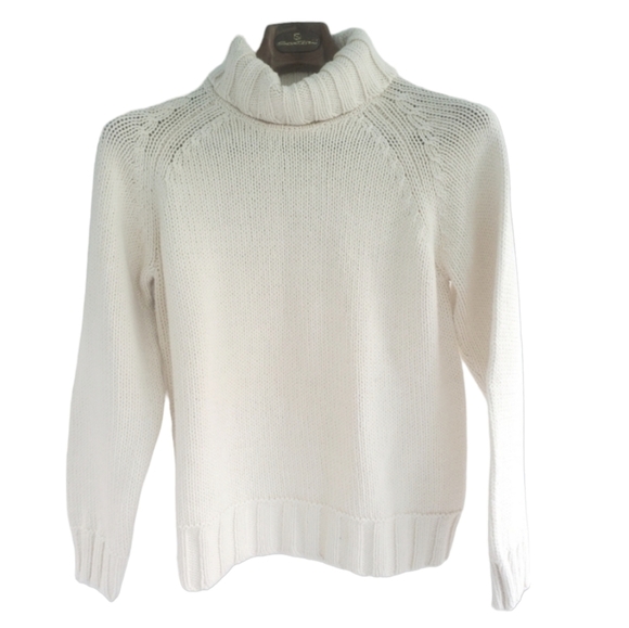 Liz Claiborne Turtleneck Sweater. Cream. SMALL - Picture 1 of 7